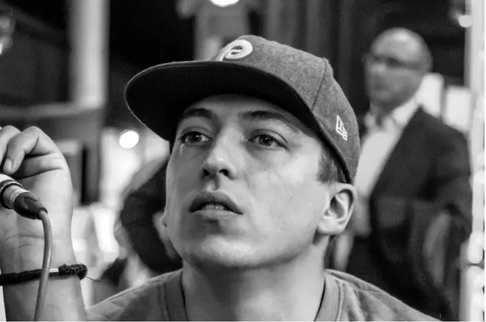 Raphael.Otchakowsky. by Julie Limont